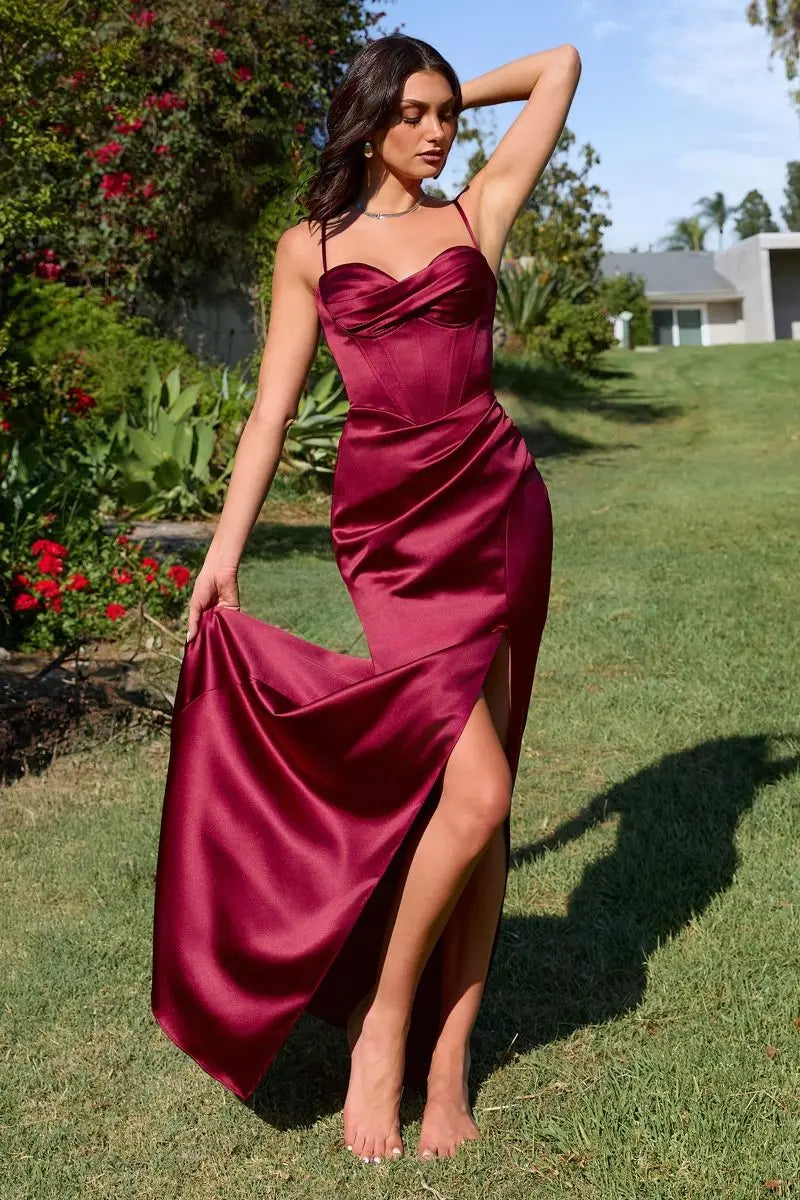 Fitted Dress With A Sweetheart Neckline And Thin Straps Tux-USA